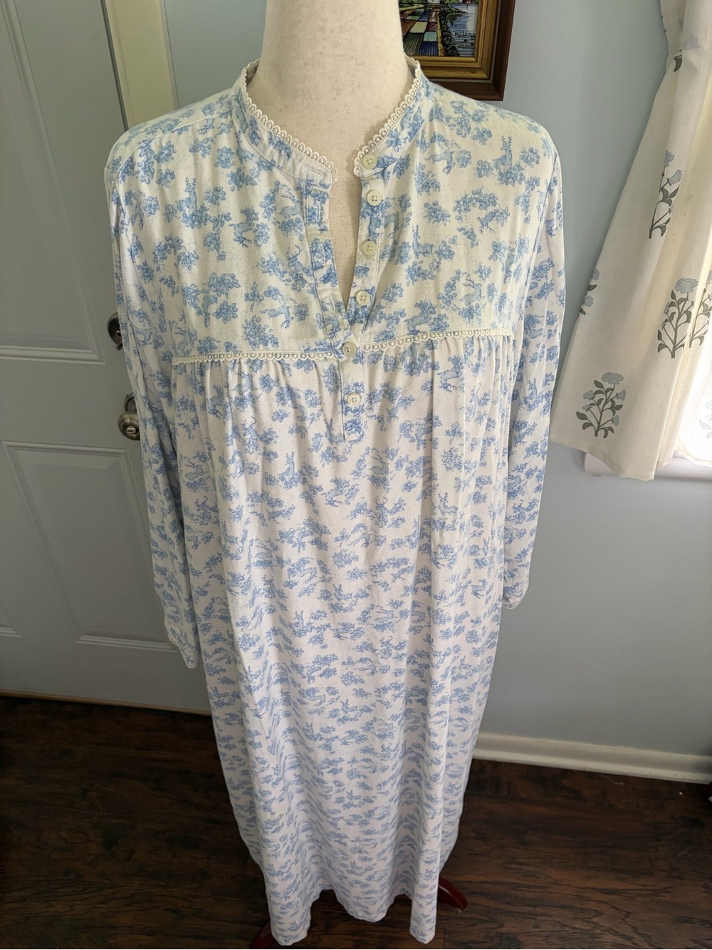 L.L. Bean Blue Toile Cotton Long Sleeve Flannel Nightgown